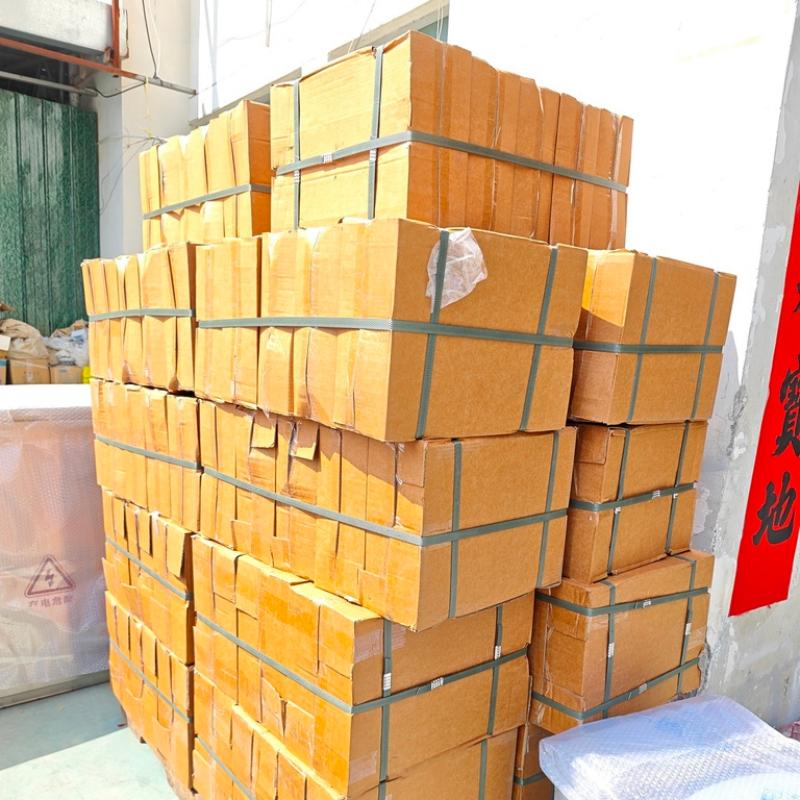 Prvá dávka objednávok elektromerových boxov od nových zákazníkov v Spojenom kráľovstve bola úspešne odoslaná